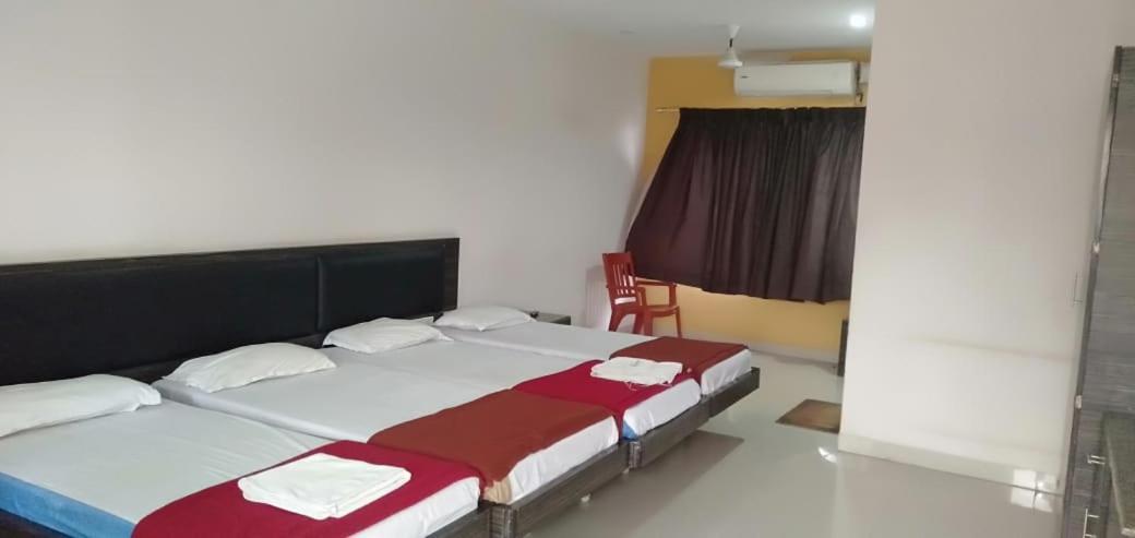 Iroomz Hoysala Residency Bellary Eksteriør billede