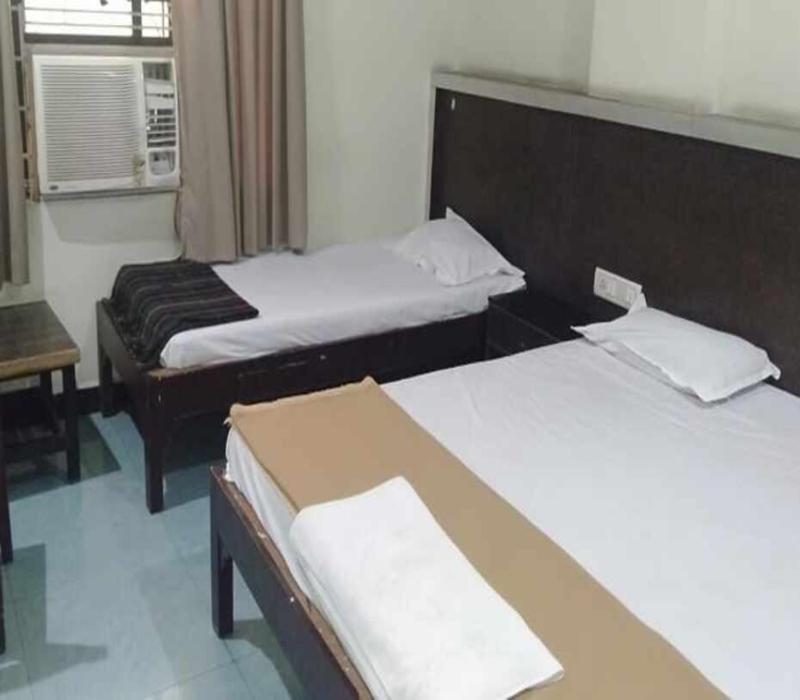 Iroomz Hoysala Residency Bellary Eksteriør billede